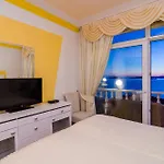 Pansion Antonio 4*