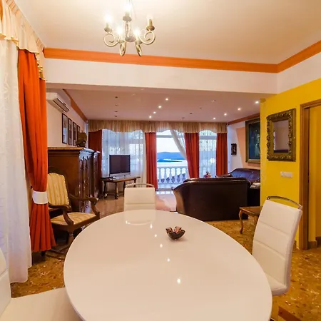 Pansion Antonio Hotel 4*