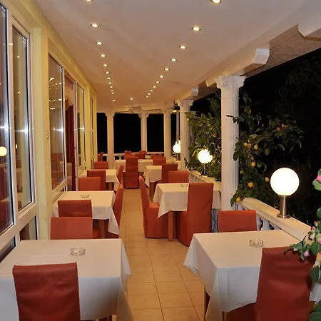 Pansion Antonio Отель 4*