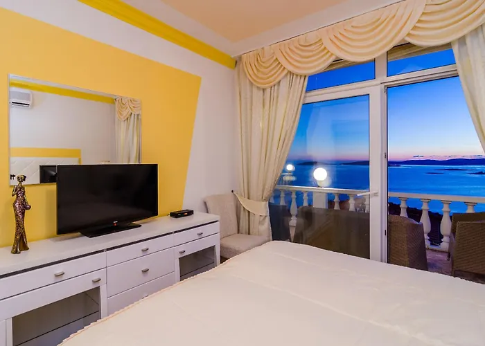 Pansion Antonio 4*