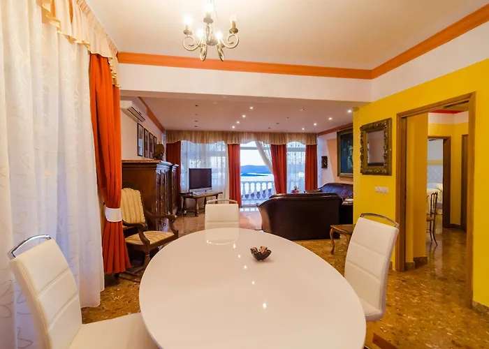Pansion Antonio Отель 4*