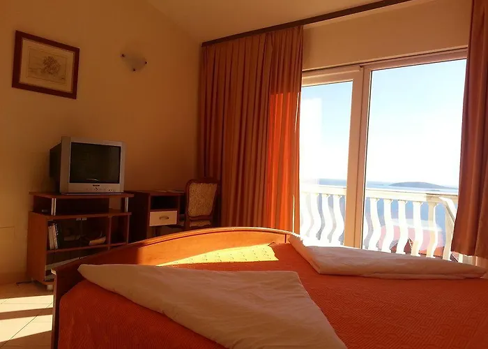 Pansion Antonio 4*