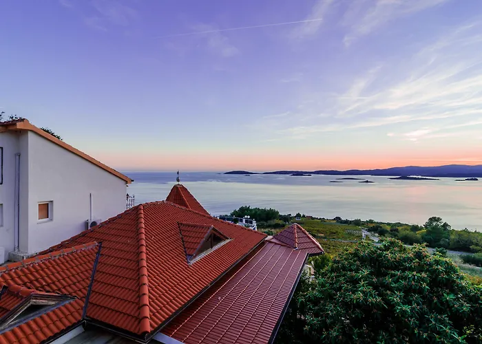 Pansion Antonio Hotel 4*